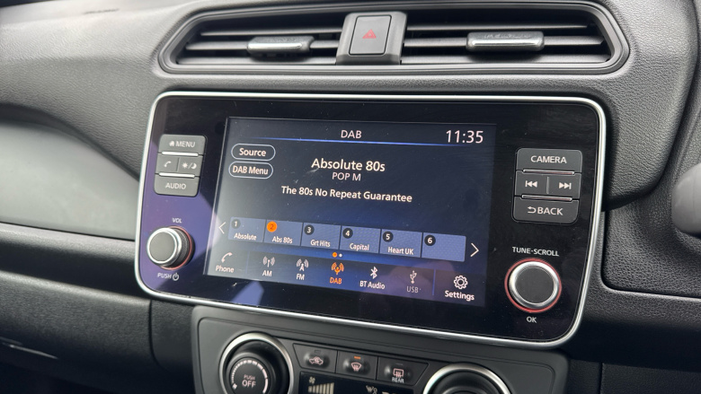 Nissan LEAF 110kW Acenta 39kWh 5dr Auto Electric Hatchback